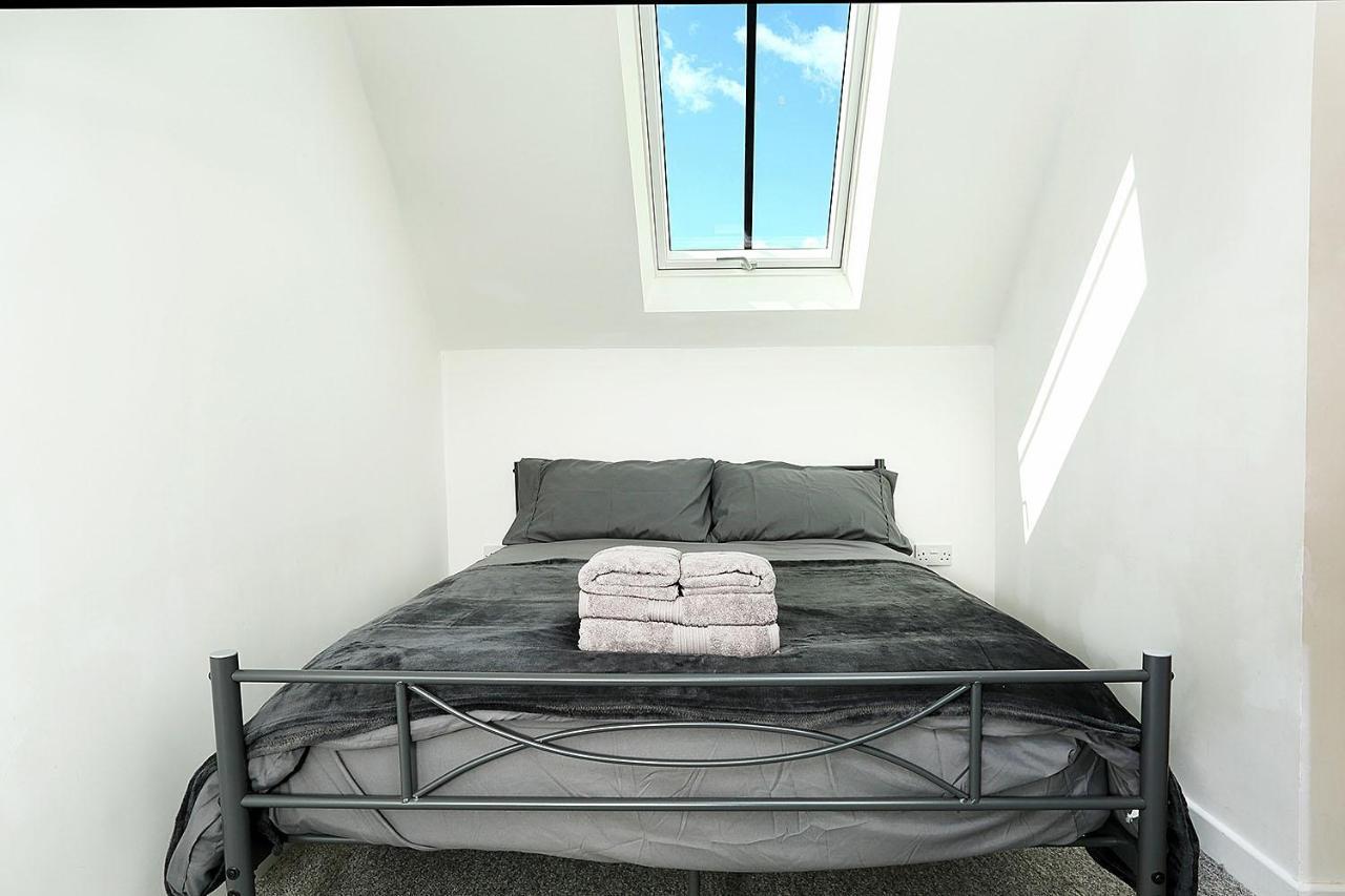 Snobs And Rebels Apartments Shaftesbury Exteriér fotografie